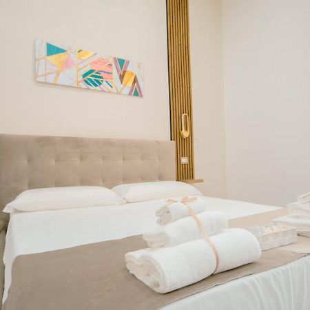Hotel La Reggia Della Duchesca à Naples Extérieur photo