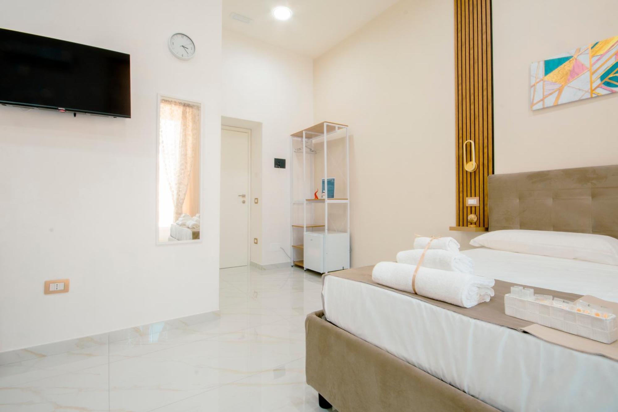 Hotel La Reggia Della Duchesca à Naples Extérieur photo