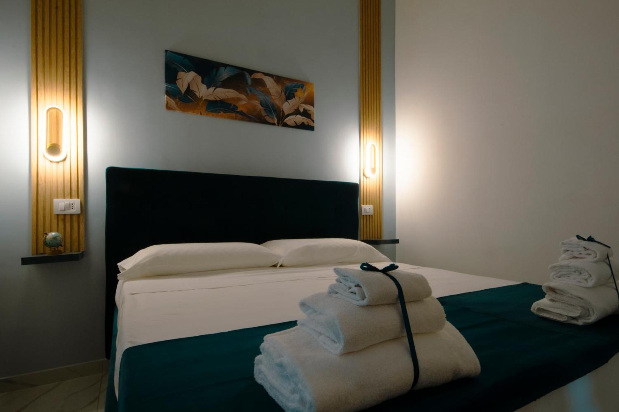 Hotel La Reggia Della Duchesca à Naples Extérieur photo