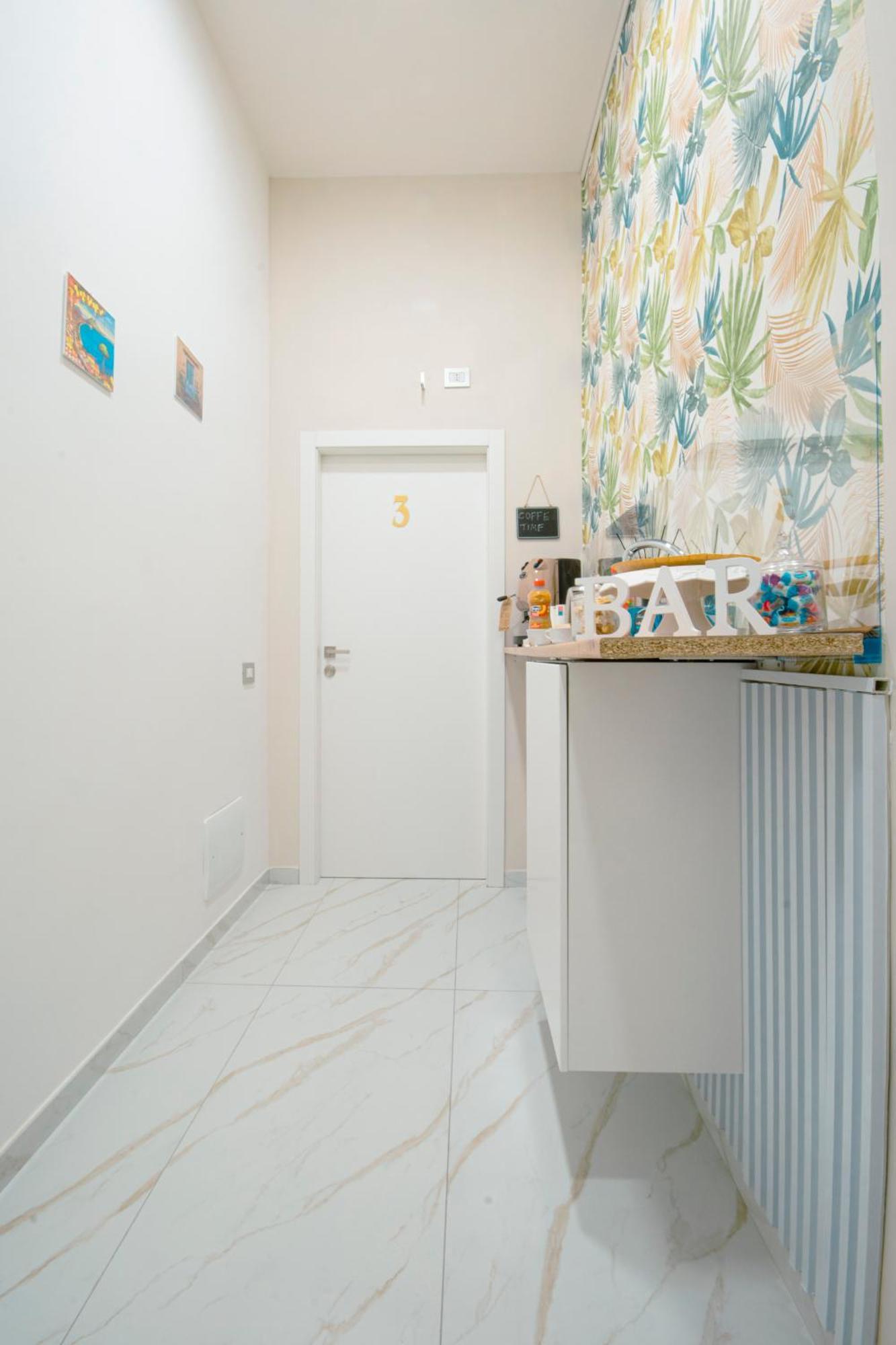 Hotel La Reggia Della Duchesca à Naples Extérieur photo