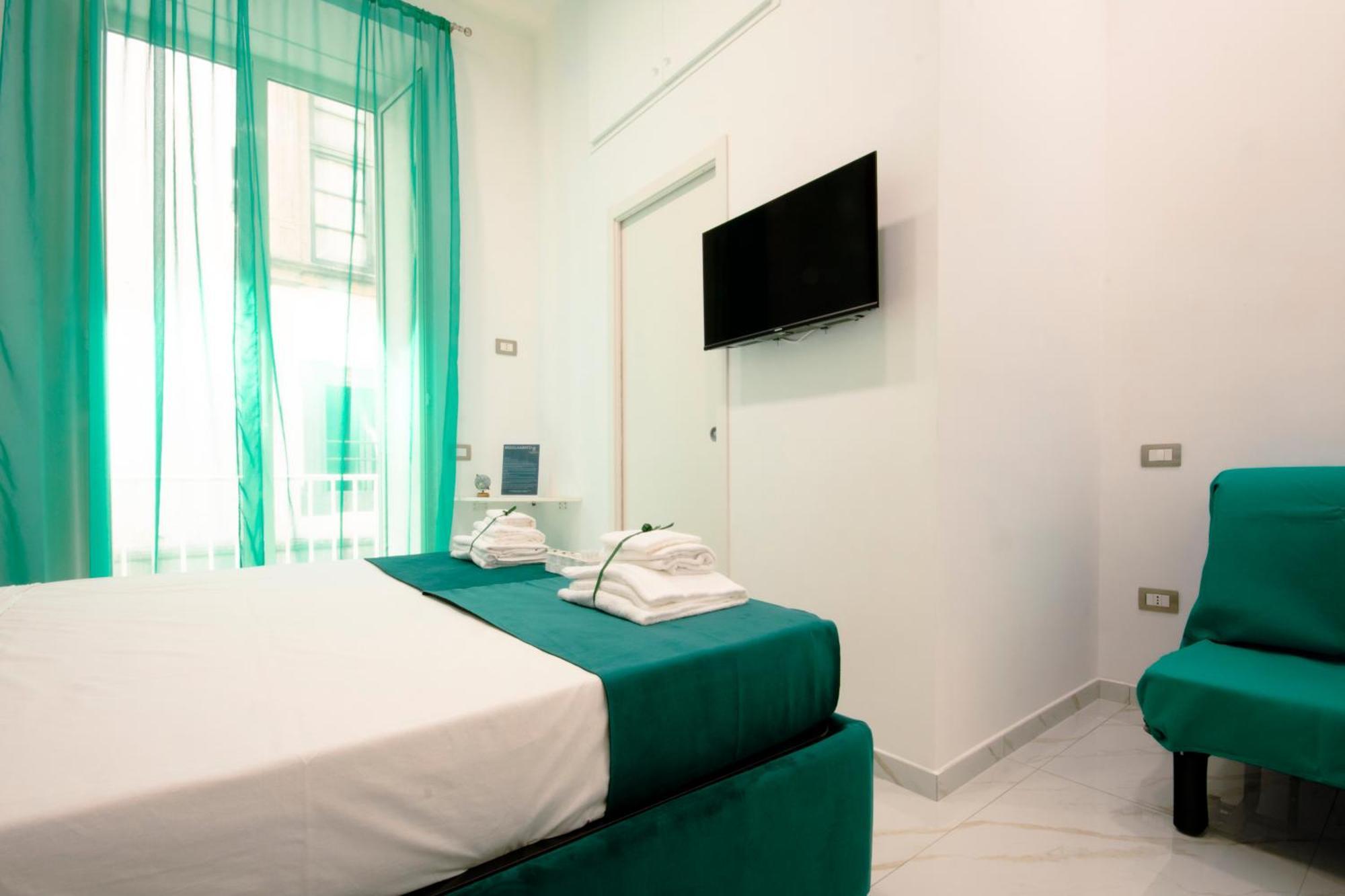 Hotel La Reggia Della Duchesca à Naples Extérieur photo